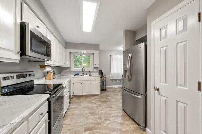 Foto del edificio - 1207 Timbers Ln