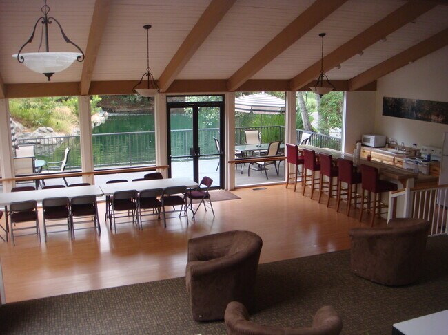 Clubhouse - 4303 Raintree Cir