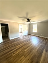 Building Photo - 457 Grove St