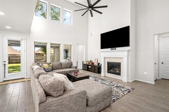 Building Photo - 17107 Sandstone St Building Photo - 17107 Sandstone St