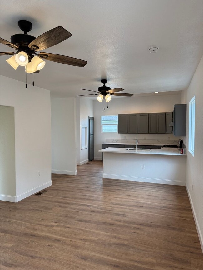 Foto del edificio - **NOW AVAILABLE!!** RENTAL HOME - GUSTINE, CA