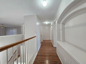 Building Photo - 18819 Harbor Key Cir