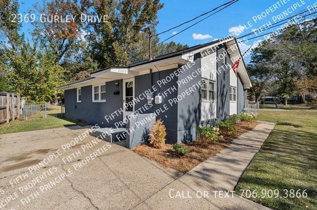 Foto del edificio - 2369 Gurley Dr