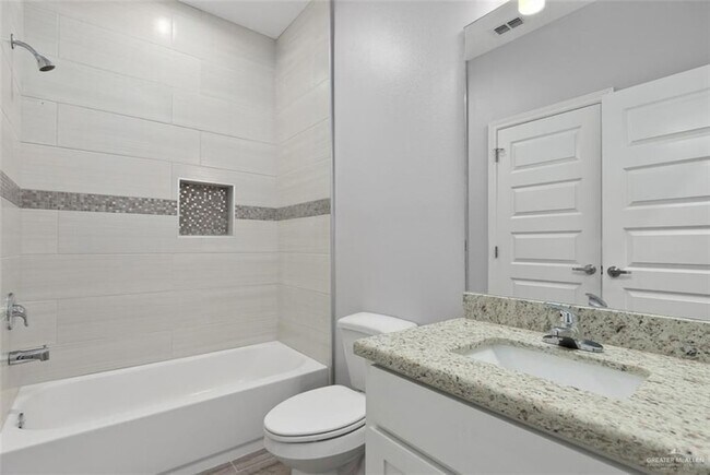 Foto del edificio - 1719 Stauffers St