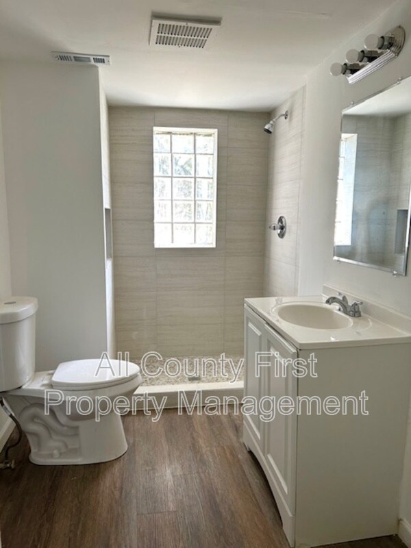 Foto del edificio - 2371 Whites Mill Rd