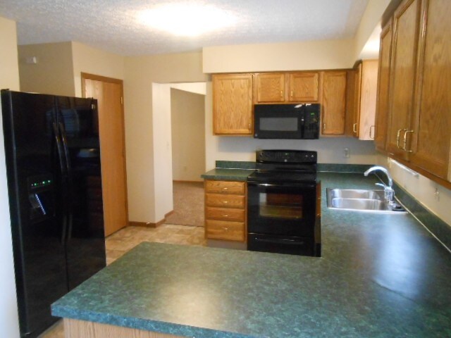 Foto del edificio - 3306 Bidlington Dr