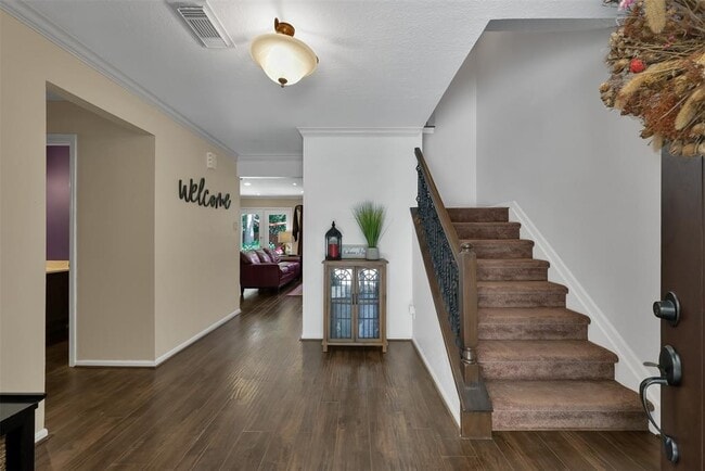 Building Photo - 50 Eagle Rock Pl