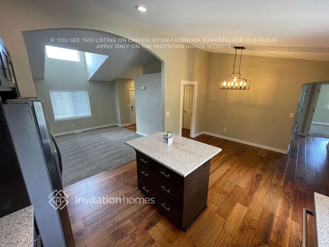 Foto del edificio - 19407 Valley View Dr