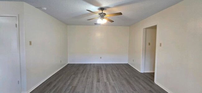 Foto del edificio - Available Now! 3/2 in Longview