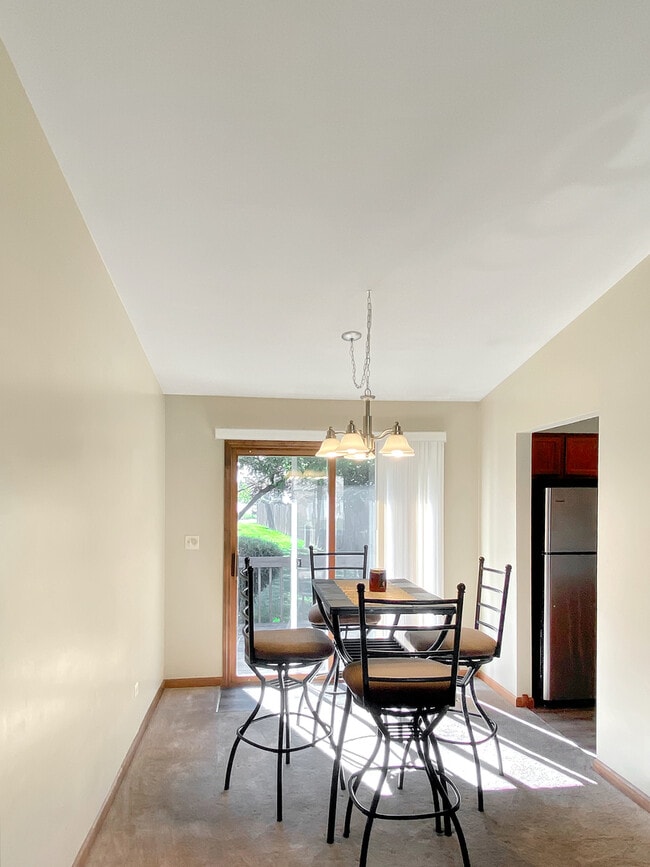 Building Photo - 380 Johelia Trail