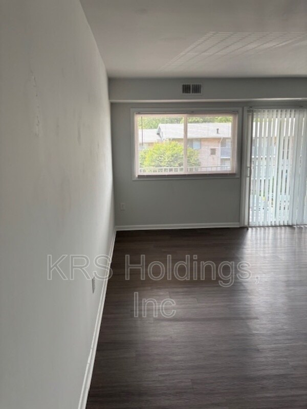 Foto del edificio - 5604 Crenshaw Rd