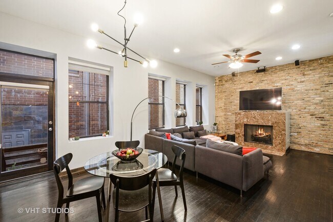 Foto del edificio - 2150 W North Ave