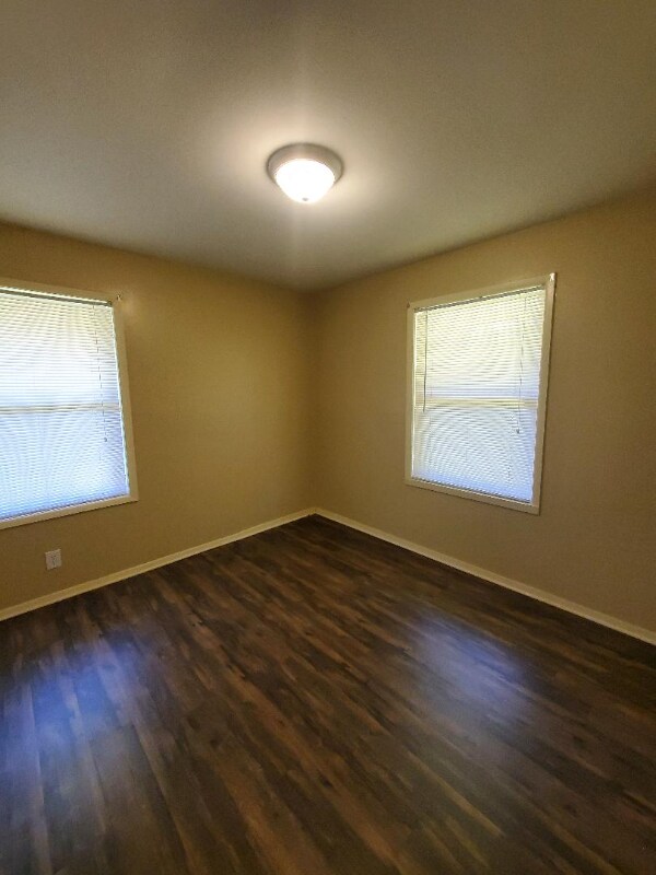 Foto del edificio - 154 Country Club Cir