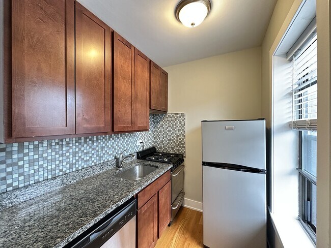 Foto del edificio - 823 W Wolfram St