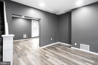 Building Photo - 5554 Crowson St