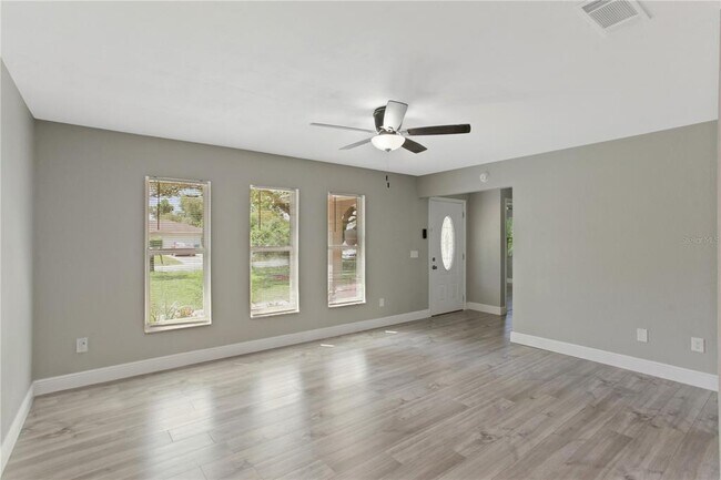 Foto del edificio - 1022 Norwood Dr