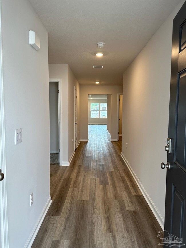 Foto del edificio - 4378 Redbay Ct