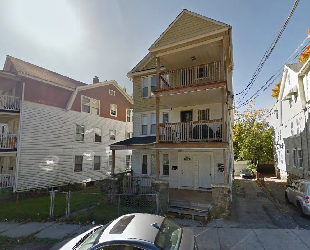 Primary Photo - 161 Southmayd Rd