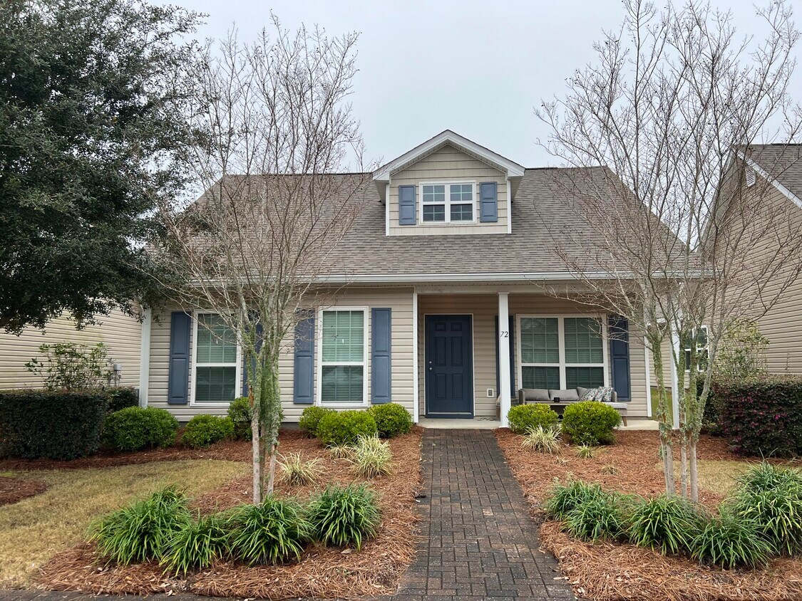 72 Cornelia St, Freeport, FL 32439 House Rental in Freeport, FL