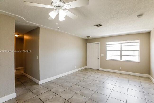 Foto del edificio - 1731 NW 1st Terrace