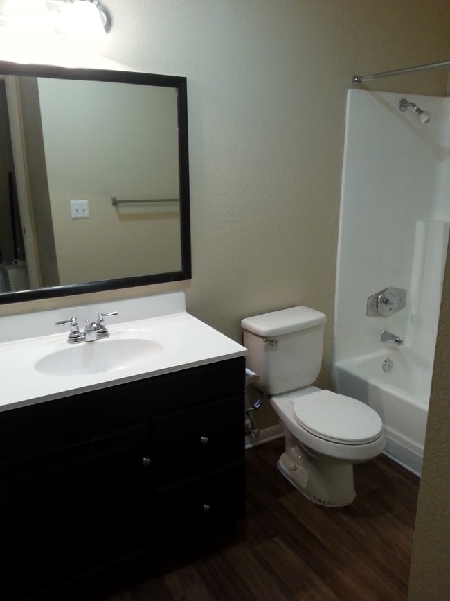 Emerald Park Apartments in Las Vegas, NV