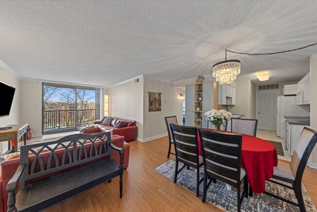 Foto del edificio - 509 Aurora Ave