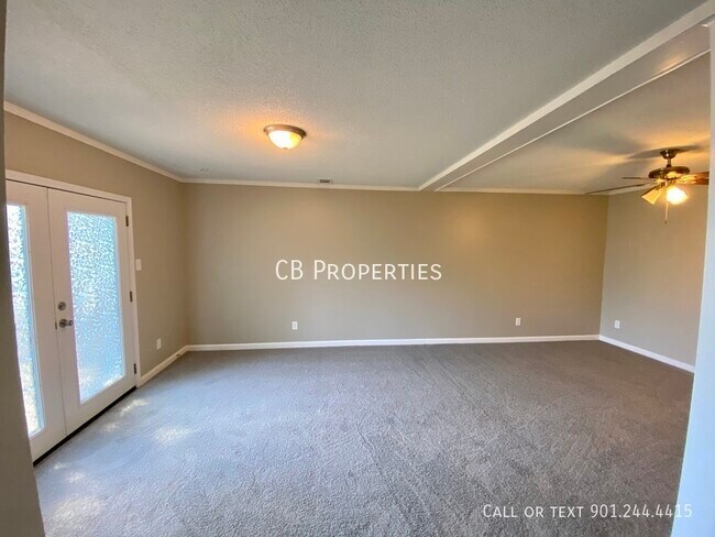 Building Photo - 4753 Fairlane Dr