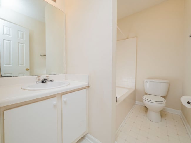 Building Photo - 4712 Silverdene St