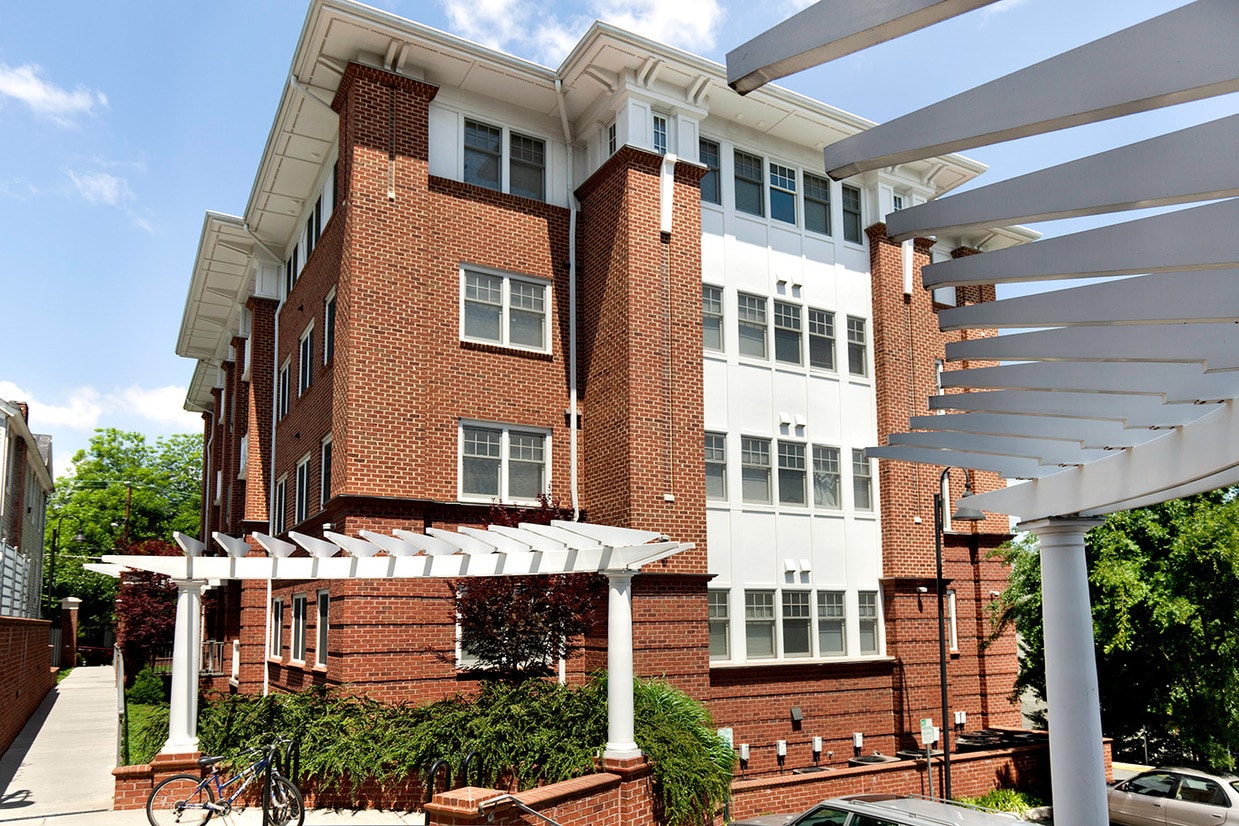 Wertland Square - Wertland Square
