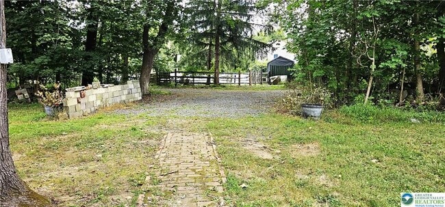 Building Photo - 1822 Perkiomenville Rd