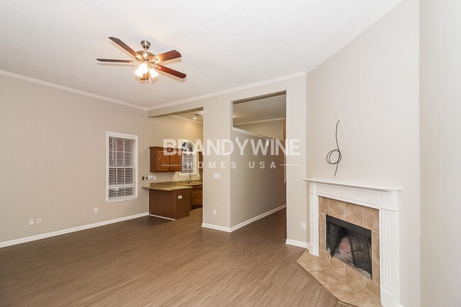 Building Photo - NEW Lower Rental Rate Leasing Special: Mar...