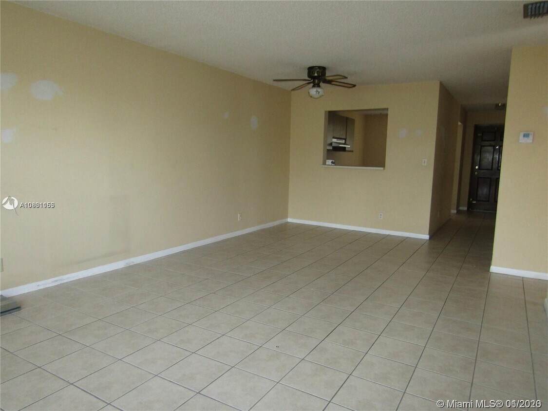 Building Photo - 8906 NW 21st St