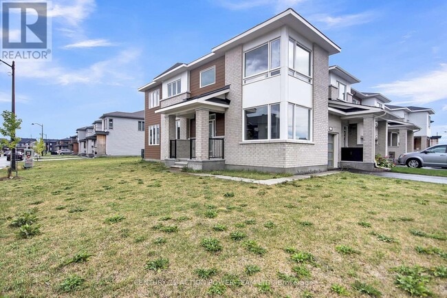 Building Photo - 254 Ormiston Cres