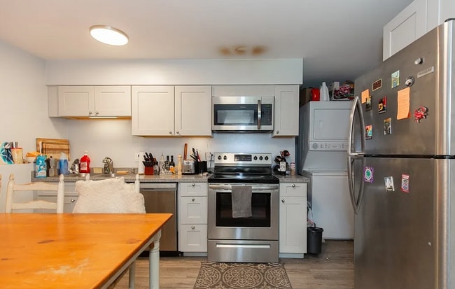 Building Photo - 504/506 N 19th Ave