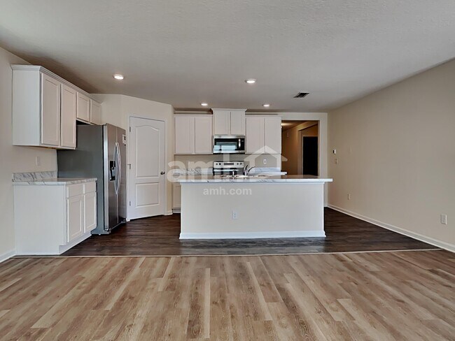 Building Photo - 3462 Lynn Ct