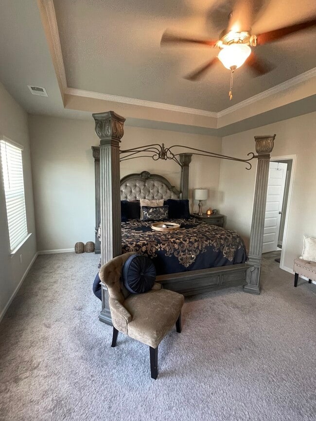 Building Photo - Beautiful Home!!