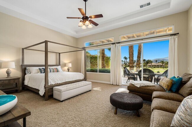 Building Photo - 96 Vía Bella