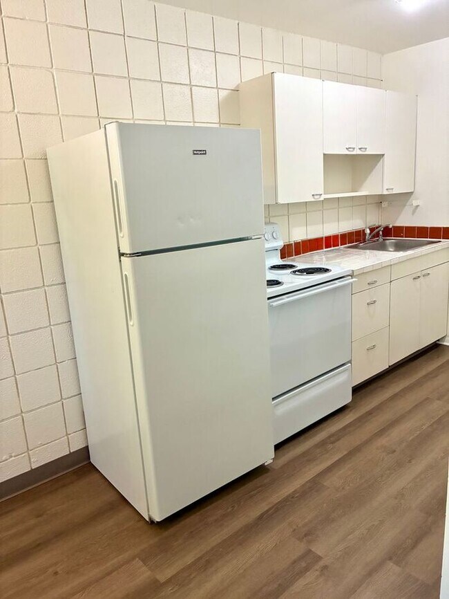 Foto del edificio - 1 Bed 1 Bath Apartment Near City Park!