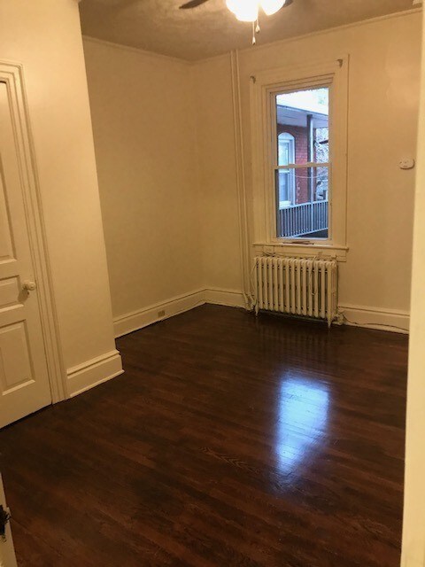 Building Photo - 525 W Market St