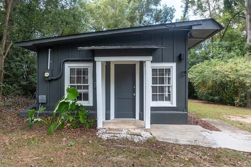 Foto principal - 1118 Louise Dr