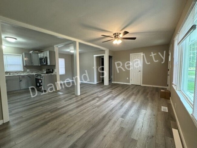 Foto del edificio - Close to Mercy!  MOVE IN SPECIAL!
