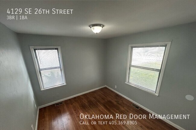 Foto del edificio - 4129 SE 26th St