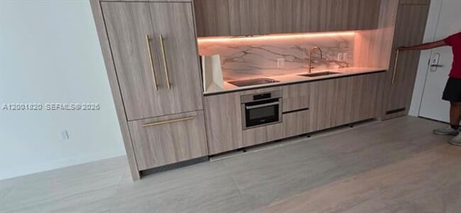 Building Photo - 77 SE 5th St