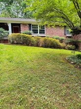 Building Photo - 7342 Valley Ln