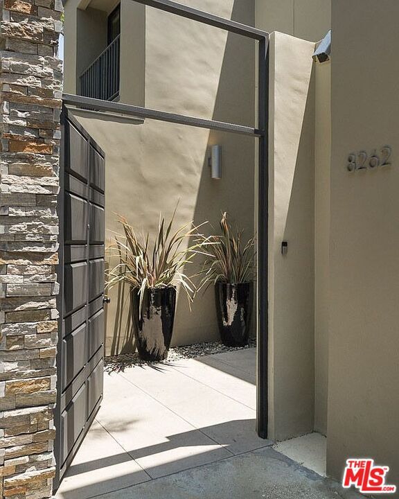 Building Photo - 8262 WOODSHILL Trl