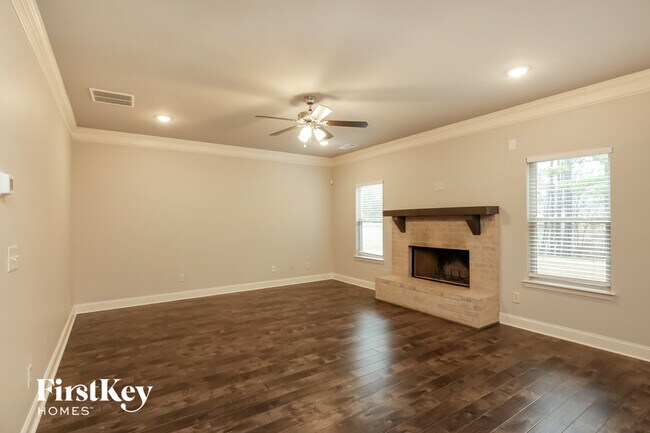 Building Photo - 241 Braselton Farms Dr