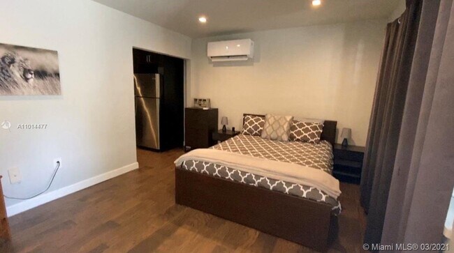 Foto del edificio - 540 NE 63rd St