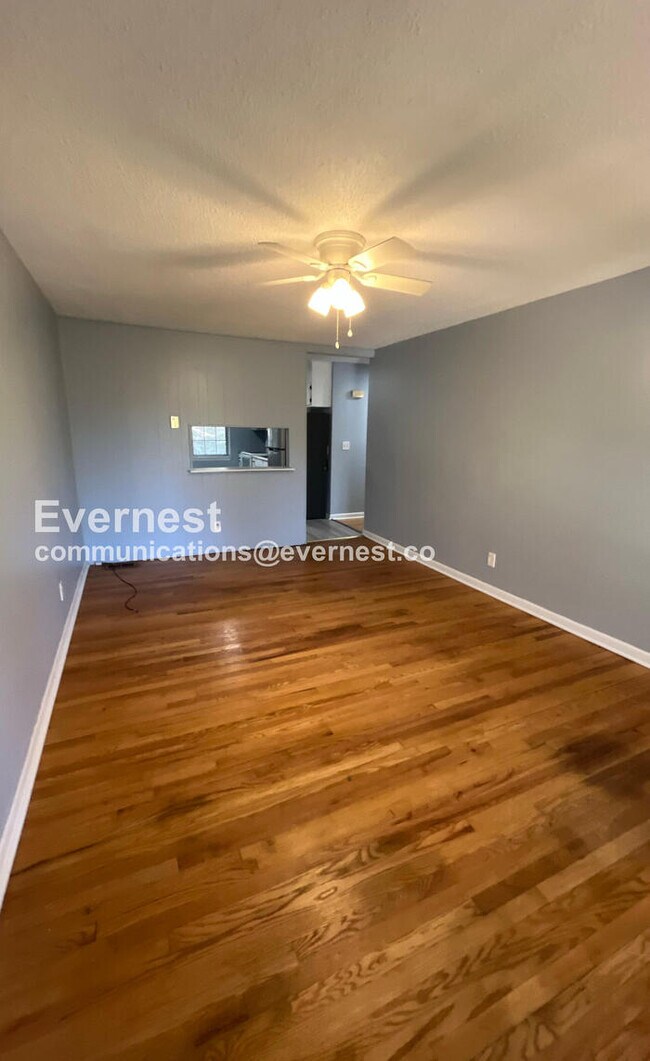 Foto del edificio - 18 Inglenook Dr