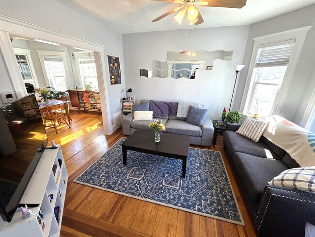 Building Photo - 31 Electric Ave