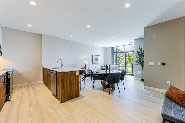 Photo du bâtiment - Queensland Apartments